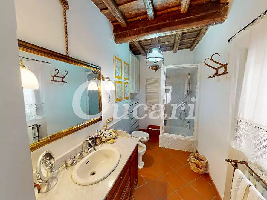 Immagine 15 di Attico in vendita  in via cesare baronio a Frascati