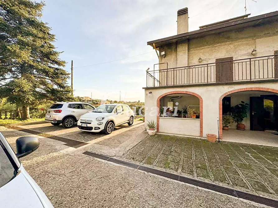 Immagine 20 di Bilocale in affitto  in via delle perazzeta a Frascati