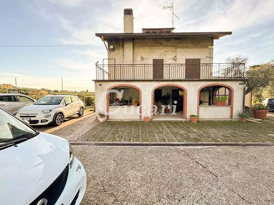 Immagine 28 di Bilocale in affitto  in via delle perazzeta a Frascati