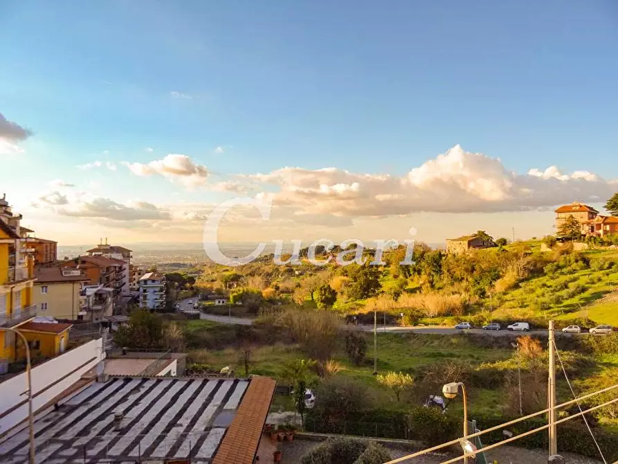 Immagine 15 di Bilocale in vendita  in via cairoli a Marino