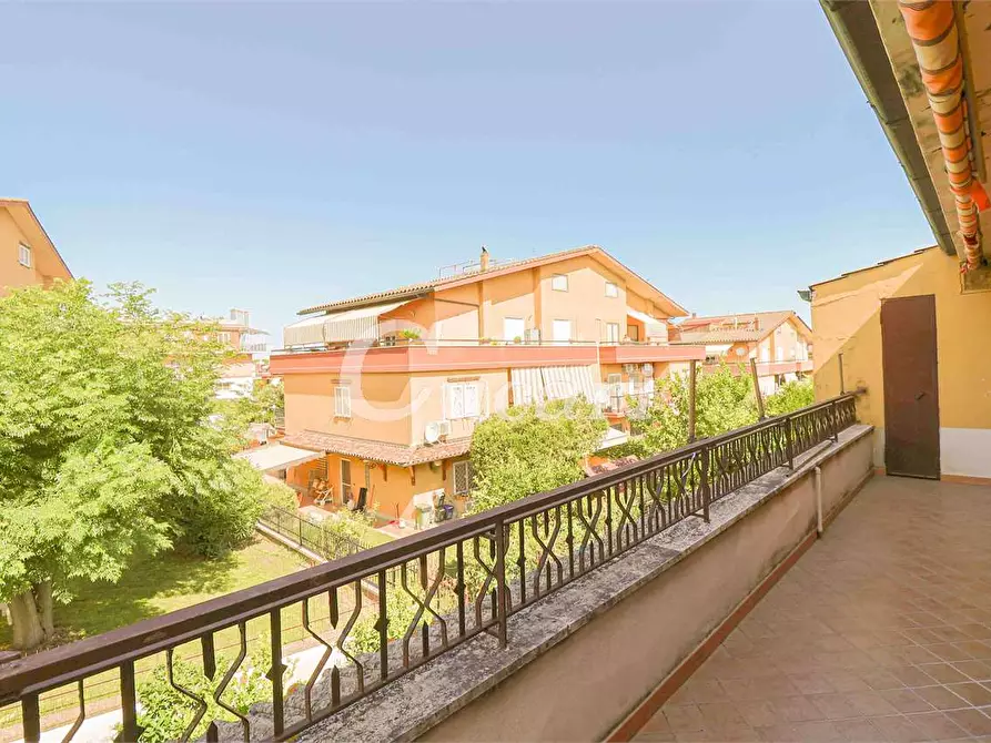 Immagine 27 di Trilocale in vendita  in via giuseppe verdi a Marino