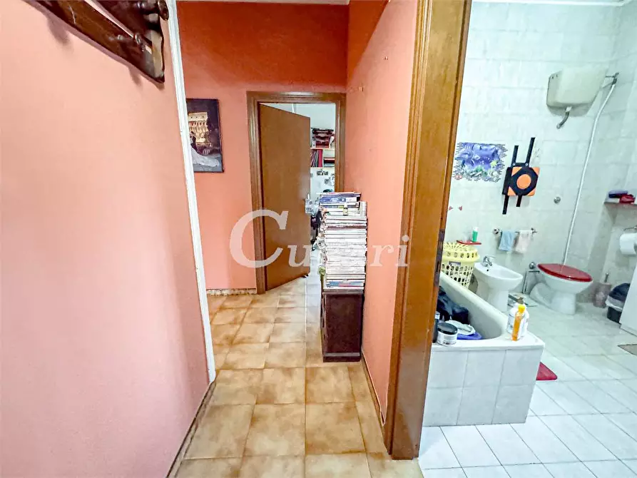 Immagine 13 di Trilocale in vendita  in via castelbellinio a Roma