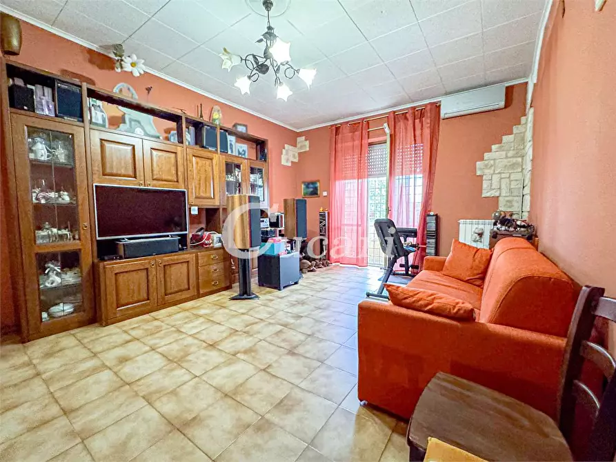 Immagine 33 di Trilocale in vendita  in via castelbellinio a Roma