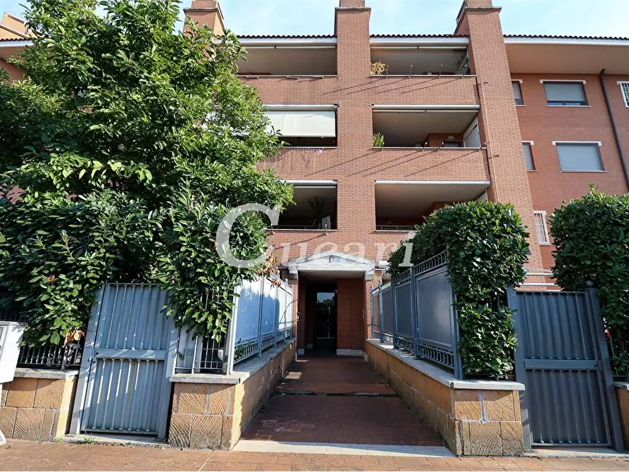 Immagine 47 di Bilocale in vendita  in Via Poseidone a Roma