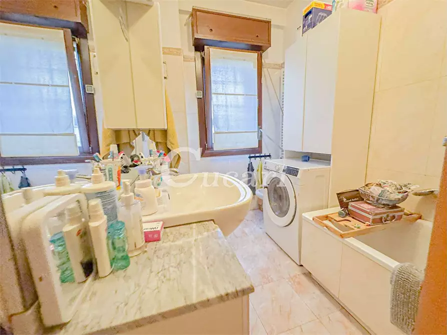 Immagine 49 di Appartamento in vendita  in via ignazio scimmonelli a Roma