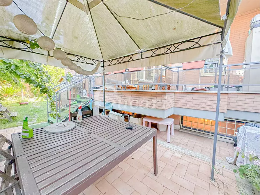 Immagine 19 di Appartamento in vendita  in via ignazio scimmonelli a Roma