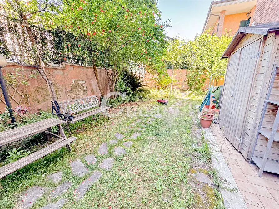 Immagine 53 di Appartamento in vendita  in via ignazio scimmonelli a Roma