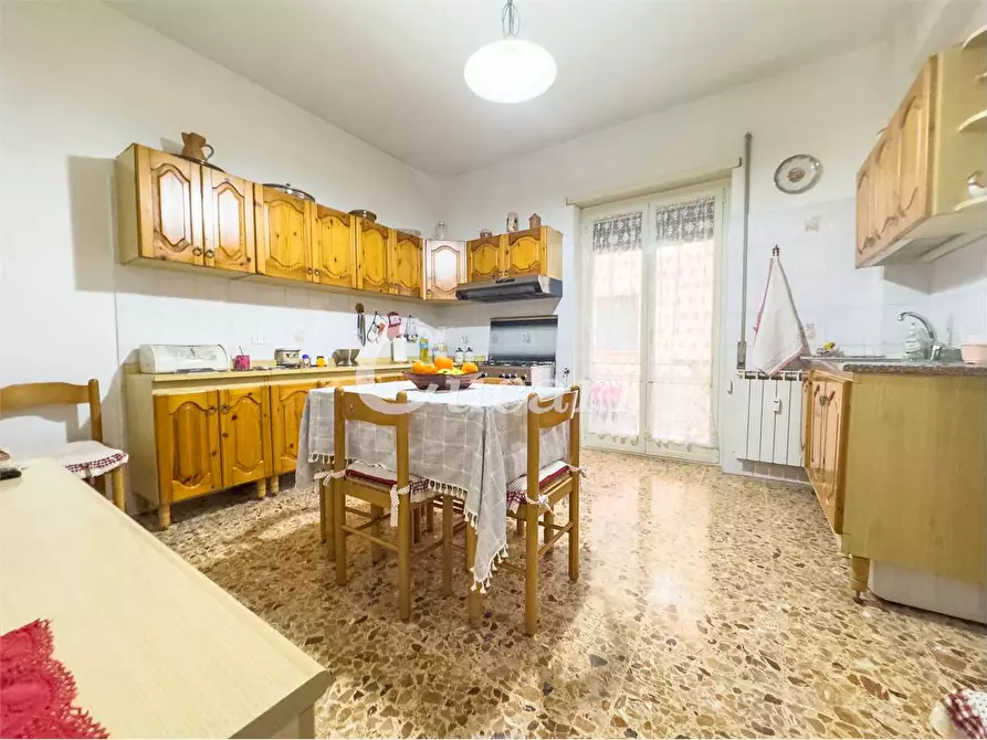 Immagine 8 di Appartamento in vendita  in viale del lavoro 108 a Ciampino