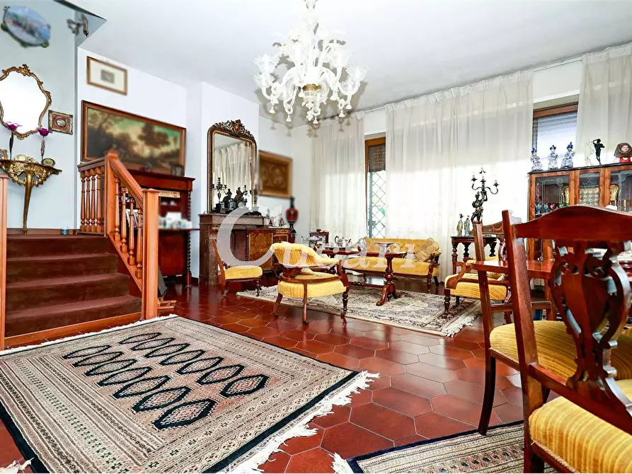 Immagine 12 di Villa in vendita  in viale tevere a Ardea