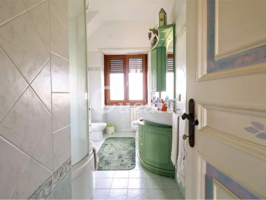 Immagine 40 di Villa in vendita  in viale tevere a Ardea