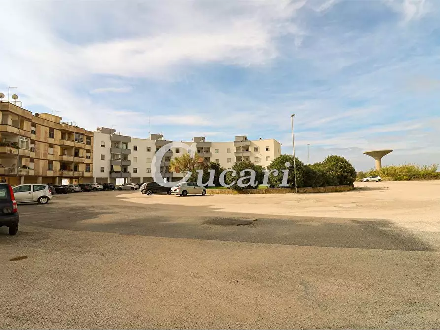 Immagine 13 di Garage in vendita  in largo dei germani a Ardea