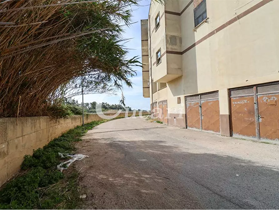 Immagine 6 di Garage in vendita  in largo dei germani a Ardea