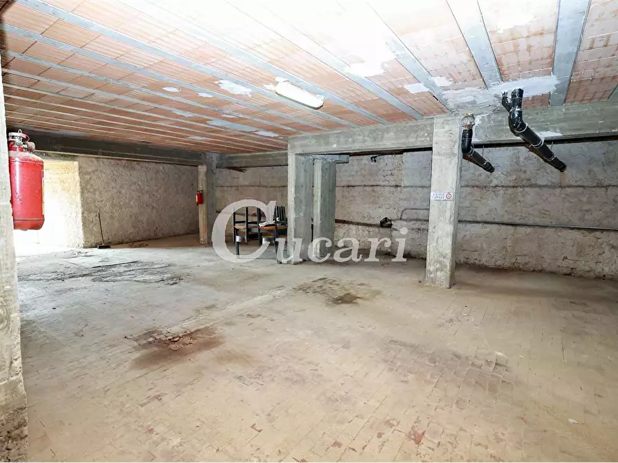 Immagine 8 di Garage in vendita  in via arno a Ardea