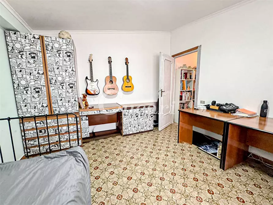 Immagine 10 di Quadrilocale in vendita  in VIA CERZETO a Roma