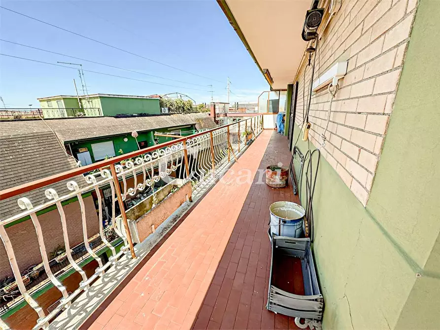 Immagine 51 di Quadrilocale in vendita  in VIA CERZETO a Roma