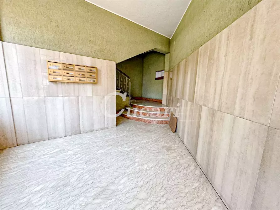 Immagine 53 di Quadrilocale in vendita  in VIA CERZETO a Roma