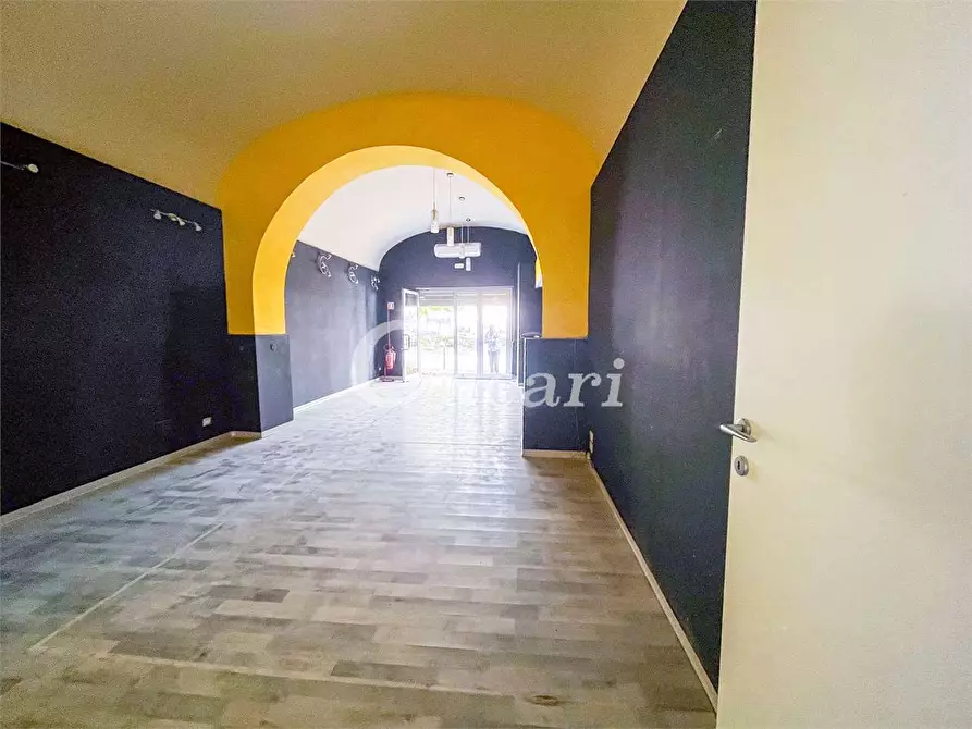 Immagine 5 di Negozio in affitto  in viale emilia romagna a Genzano Di Roma