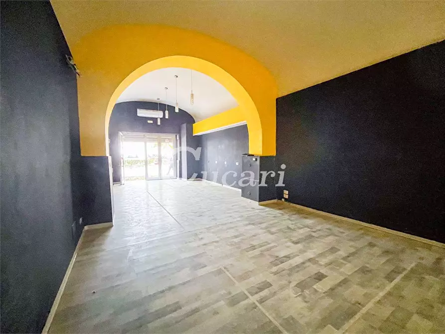 Immagine 14 di Negozio in affitto  in viale emilia romagna a Genzano Di Roma