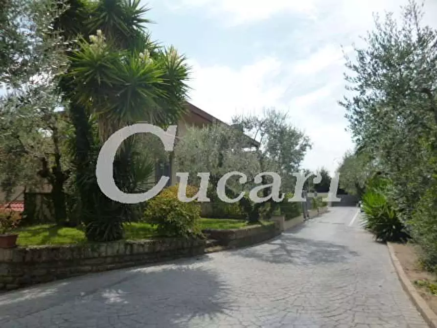 Immagine 43 di Trilocale in vendita  in via di salè a Frascati