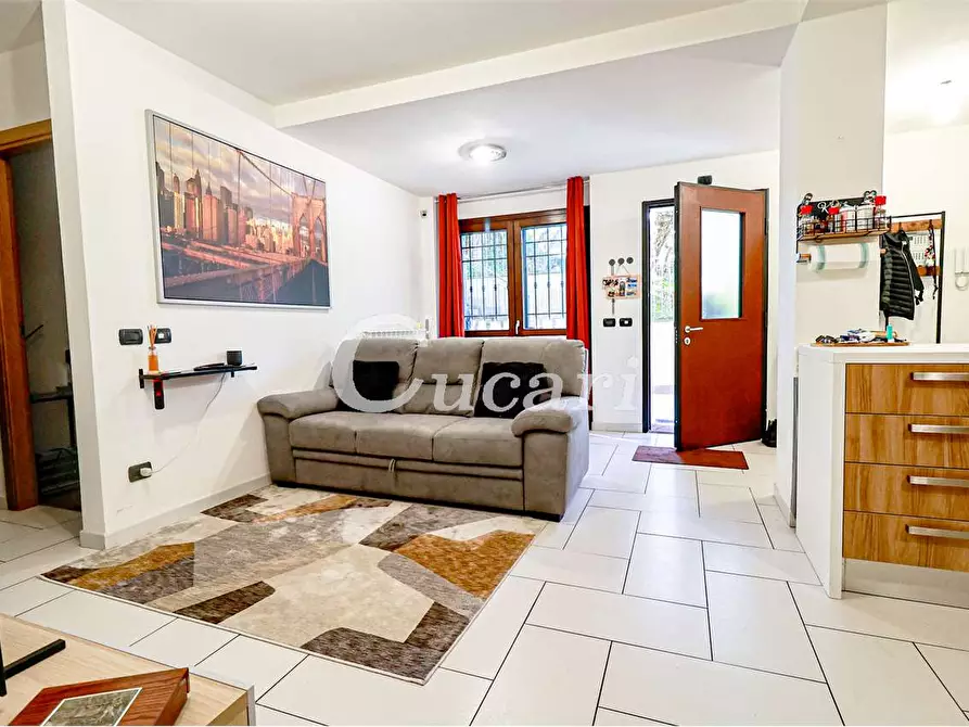 Immagine 6 di Trilocale in vendita  in via di salè a Frascati