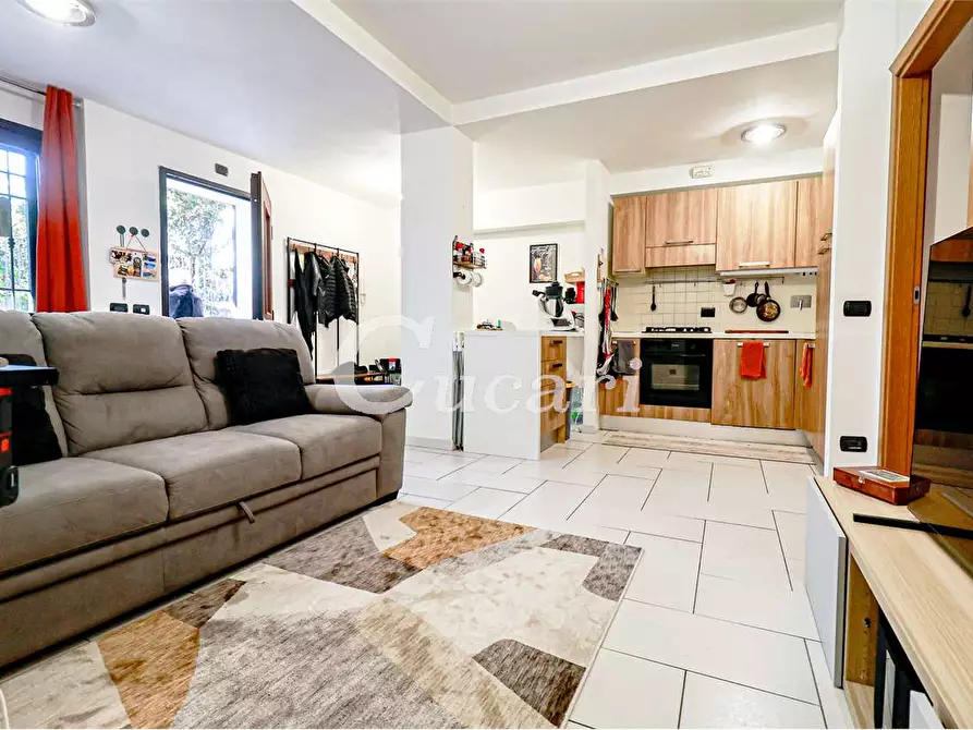 Immagine 4 di Trilocale in vendita  in via di salè a Frascati