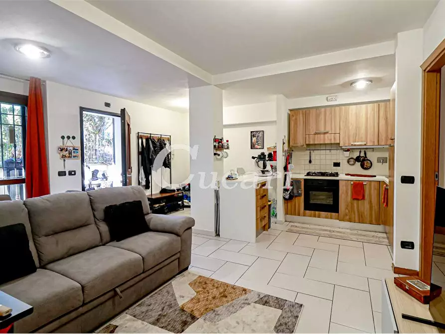 Immagine 14 di Trilocale in vendita  in via di salè a Frascati