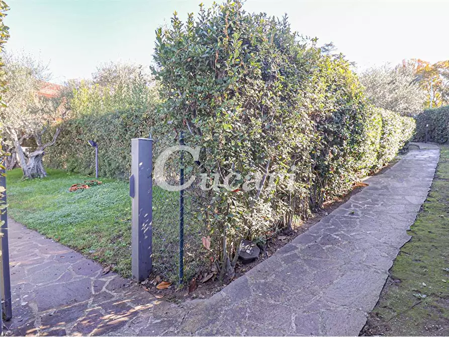 Immagine 21 di Trilocale in vendita  in via di salè a Frascati