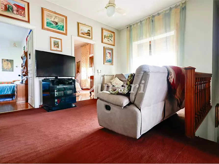 Immagine 30 di Villa in vendita  in viale tevere a Ardea