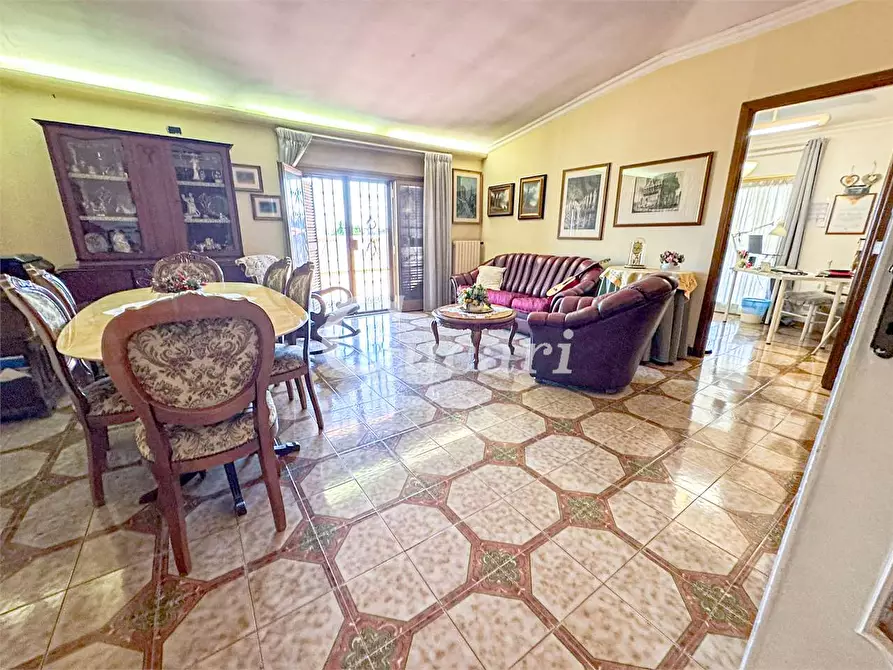 Immagine 18 di Quadrilocale in vendita  in VIA CERZETO a Roma