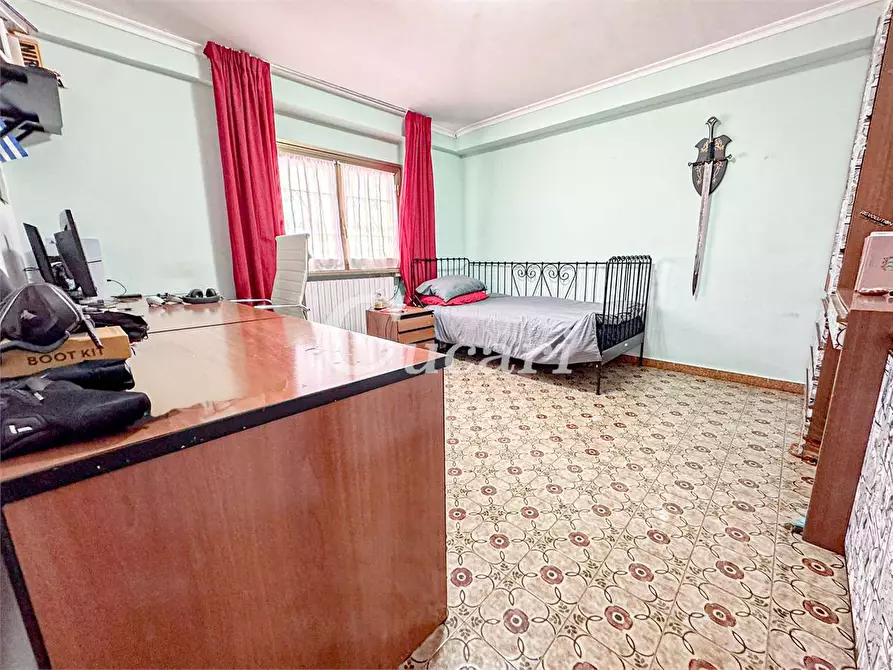 Immagine 35 di Quadrilocale in vendita  in VIA CERZETO a Roma