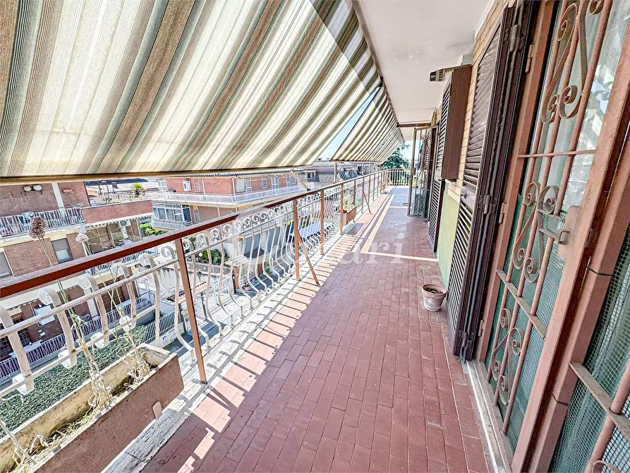 Immagine 45 di Quadrilocale in vendita  in VIA CERZETO a Roma