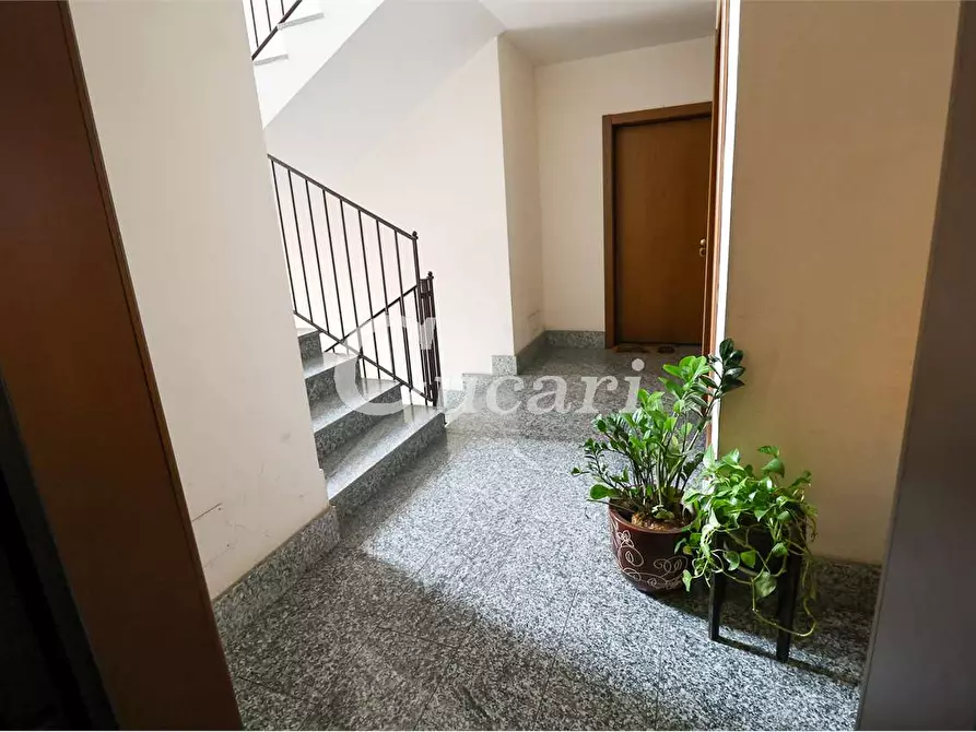 Immagine 42 di Bilocale in vendita  in Via Poseidone a Roma