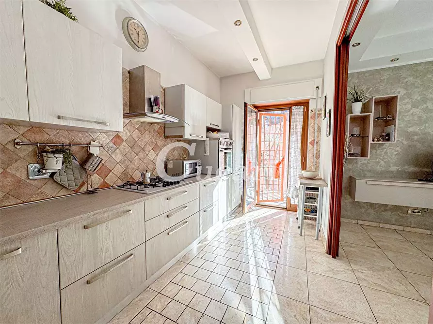 Immagine 8 di Quadrilocale in vendita  in via san carlo borromeo a Rocca Di Papa