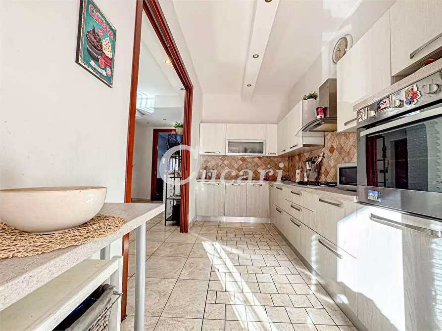 Immagine 10 di Quadrilocale in vendita  in via san carlo borromeo a Rocca Di Papa