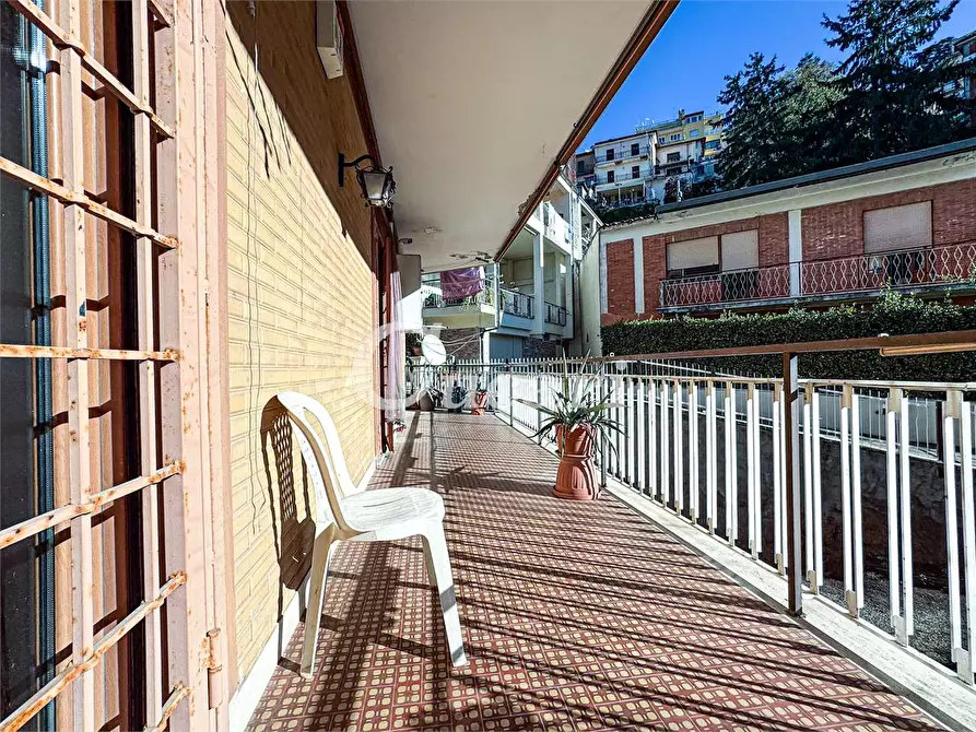 Immagine 32 di Quadrilocale in vendita  in via san carlo borromeo a Rocca Di Papa