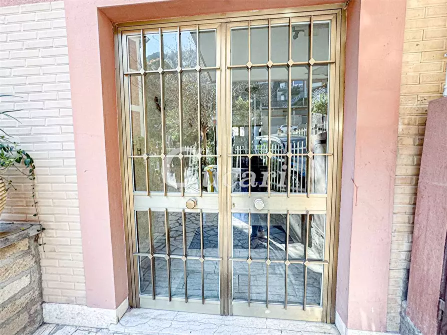 Immagine 41 di Quadrilocale in vendita  in via san carlo borromeo a Rocca Di Papa