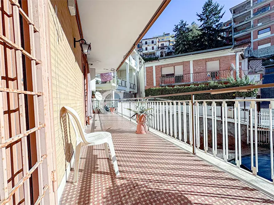 Immagine 48 di Quadrilocale in vendita  in via san carlo borromeo a Rocca Di Papa