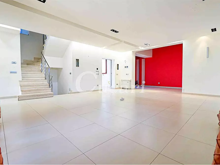 Immagine 8 di Casa bifamiliare in vendita  in Via Enrico Fermi a Frascati