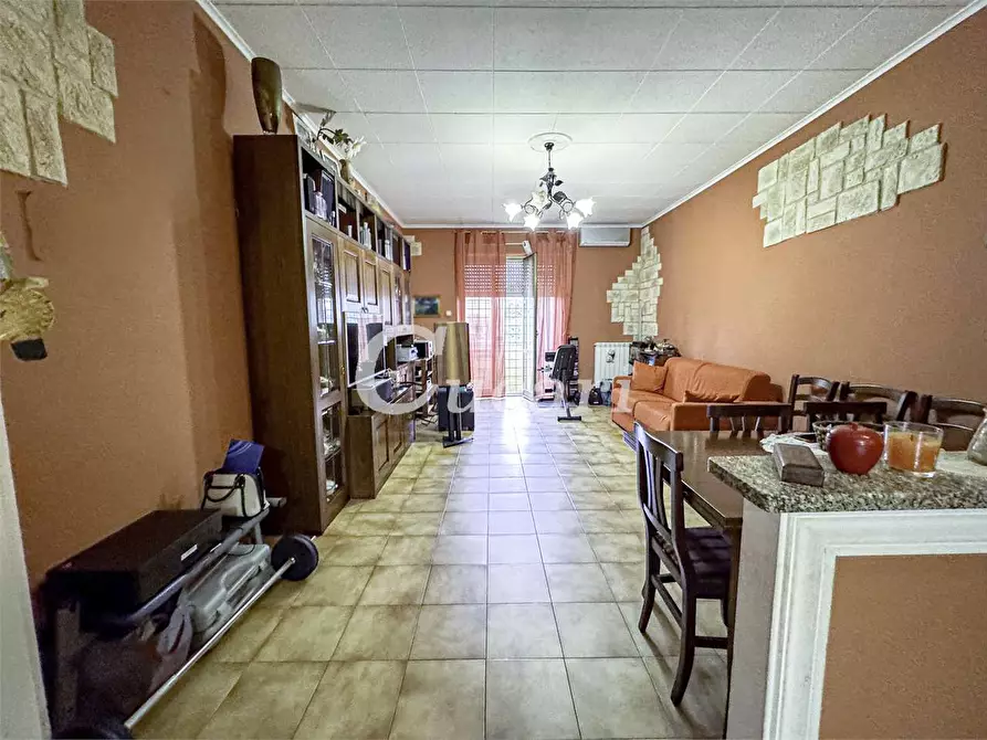 Immagine 15 di Trilocale in vendita  in via castelbellinio a Roma