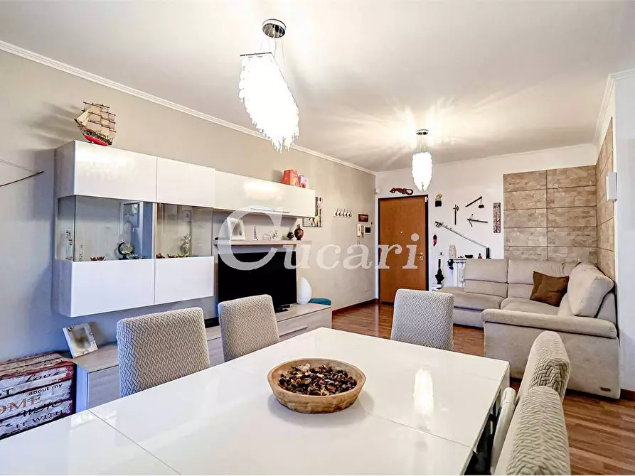 Immagine 4 di Trilocale in vendita  in via carlo bernardo mosca 57 a Roma