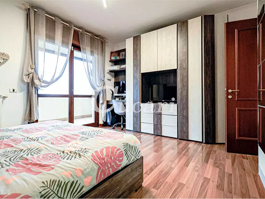 Immagine 17 di Trilocale in vendita  in via carlo bernardo mosca 57 a Roma