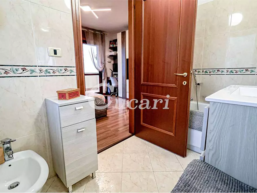 Immagine 18 di Trilocale in vendita  in via carlo bernardo mosca 57 a Roma