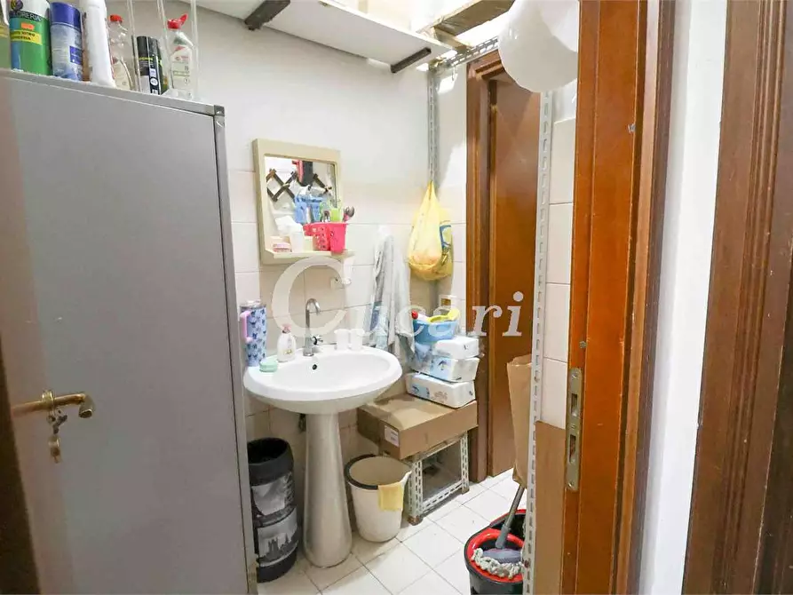 Immagine 27 di Negozio in vendita  in Viale Paolo Ferdinando Quaglia a Roma