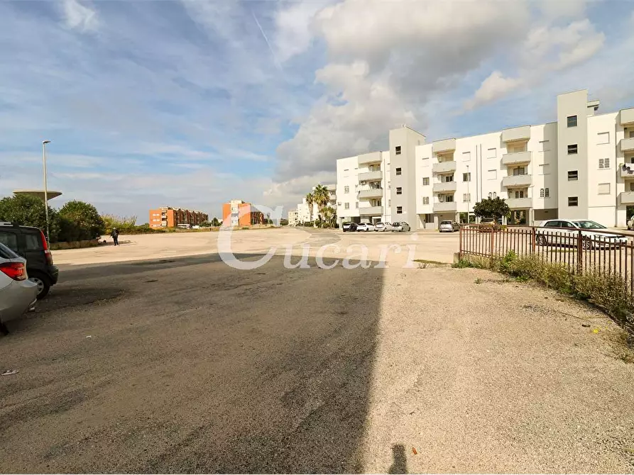 Immagine 10 di Garage in vendita  in largo dei germani a Ardea