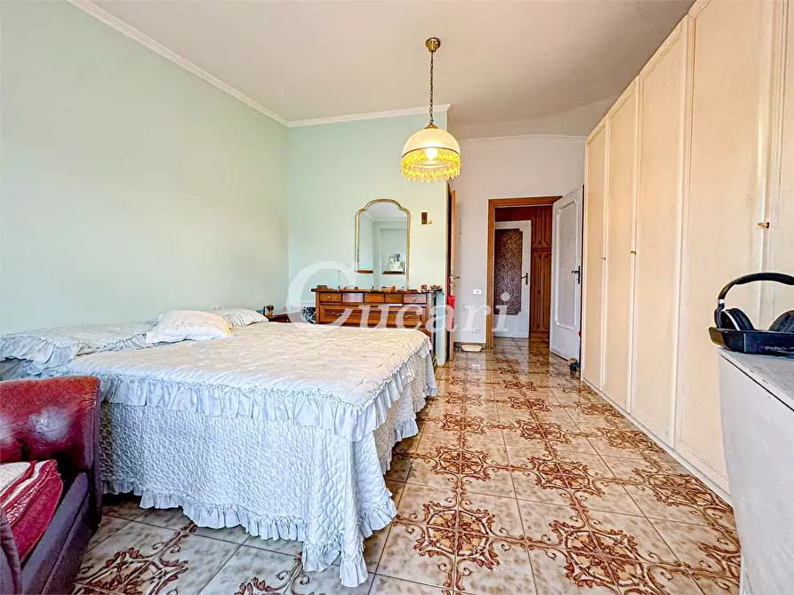 Immagine 29 di Quadrilocale in vendita  in VIA CERZETO a Roma