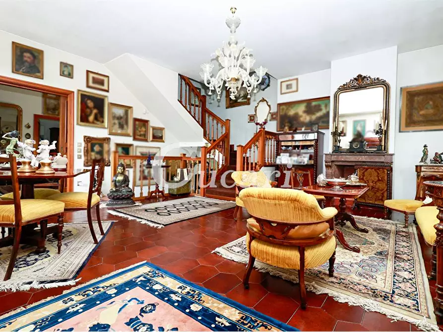 Immagine 10 di Villa in vendita  in viale tevere a Ardea