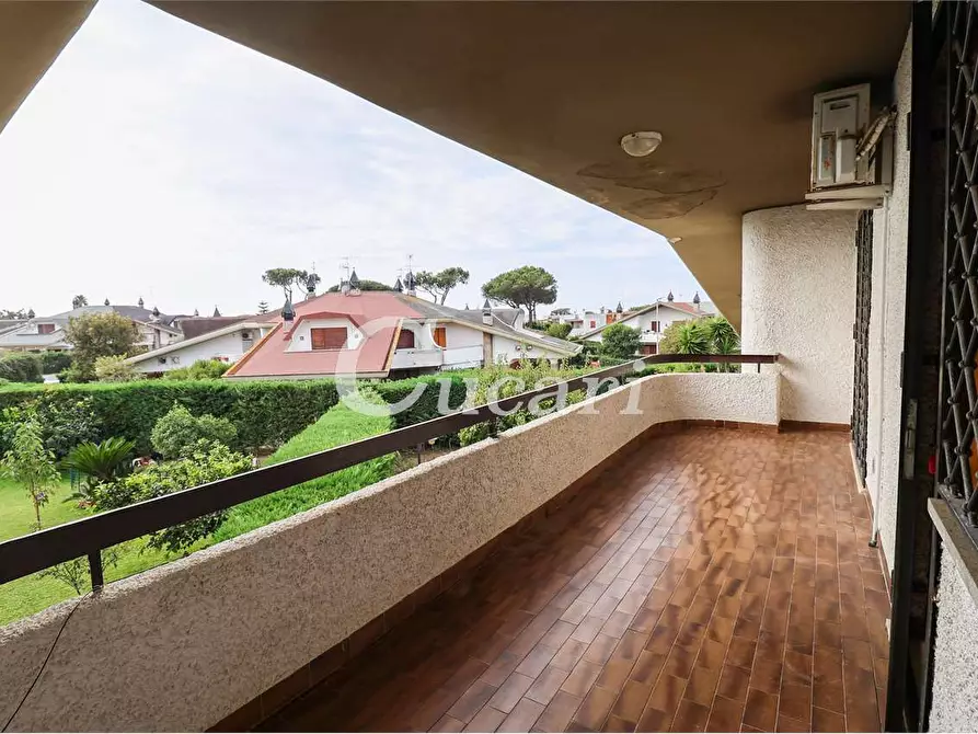 Immagine 54 di Villa in vendita  in viale tevere a Ardea