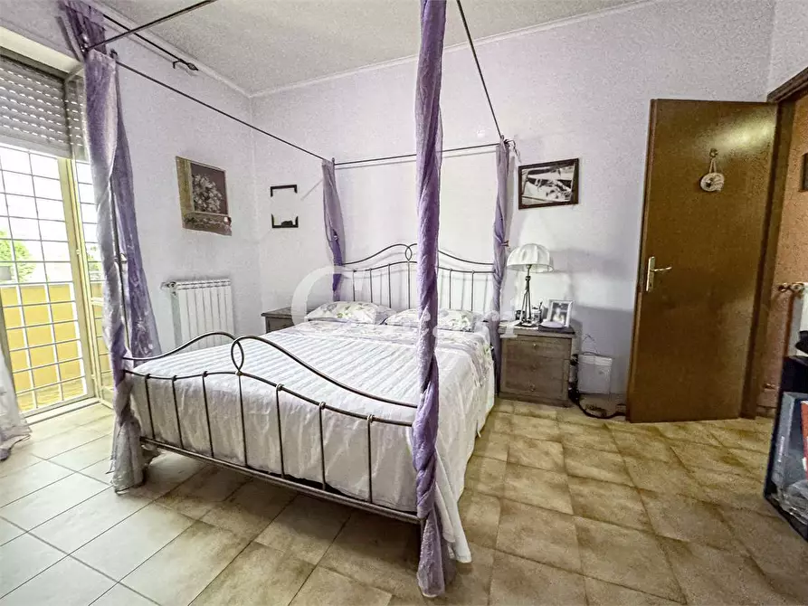 Immagine 17 di Trilocale in vendita  in via castelbellinio a Roma