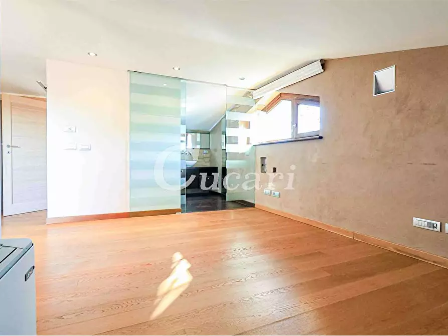 Immagine 28 di Casa bifamiliare in vendita  in Via Enrico Fermi a Frascati