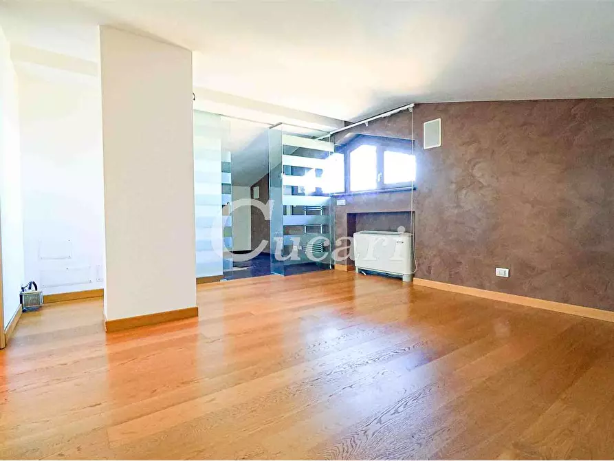 Immagine 37 di Casa bifamiliare in vendita  in Via Enrico Fermi a Frascati